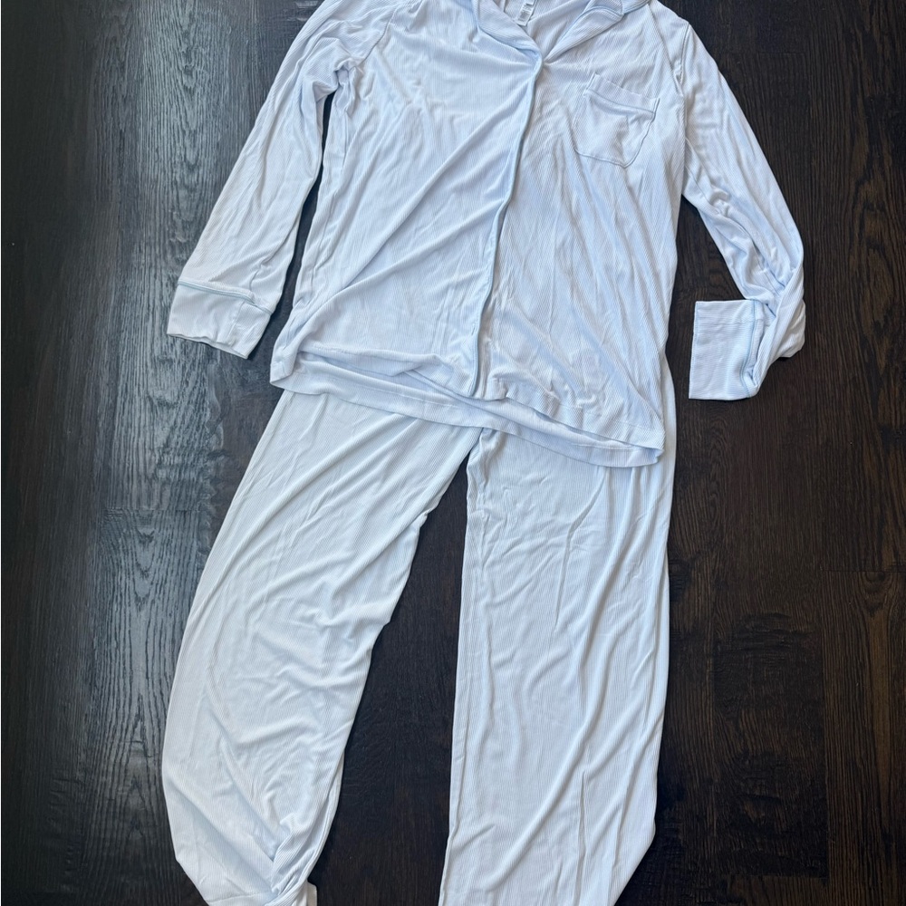 Skims Women’s Pajamas size medium